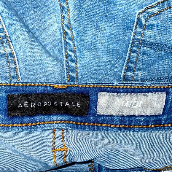 2 PAIRS of Aéropostale Ripped Jean Shorts - Picture 4 of 5